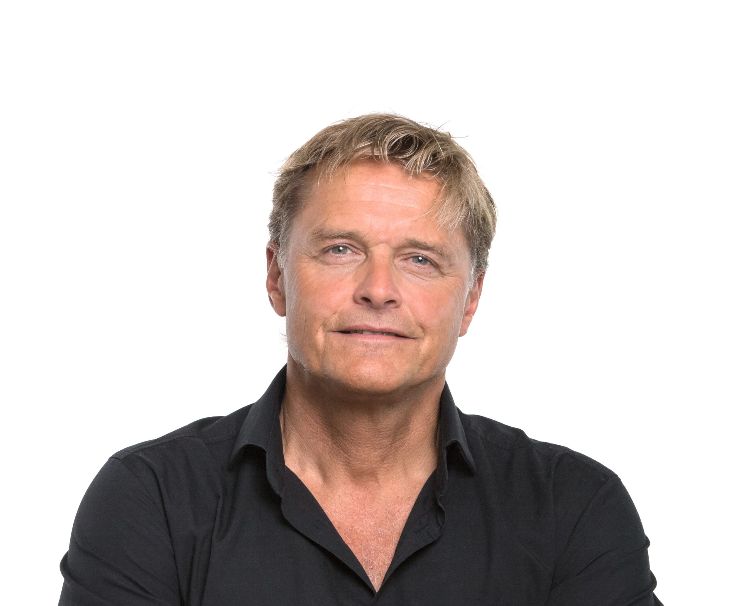 TV2-profilen Dag Otto Lauritzen kjem til Svelgen.